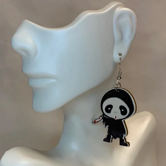 NWT! Cartoon Halloween Killer with Knife Wooden Dangle One-Sided Earrings!