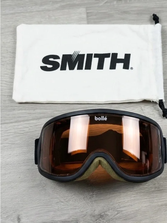 Bollé Ski & Snowboard Goggles - Adult Medium - Excellent Condition