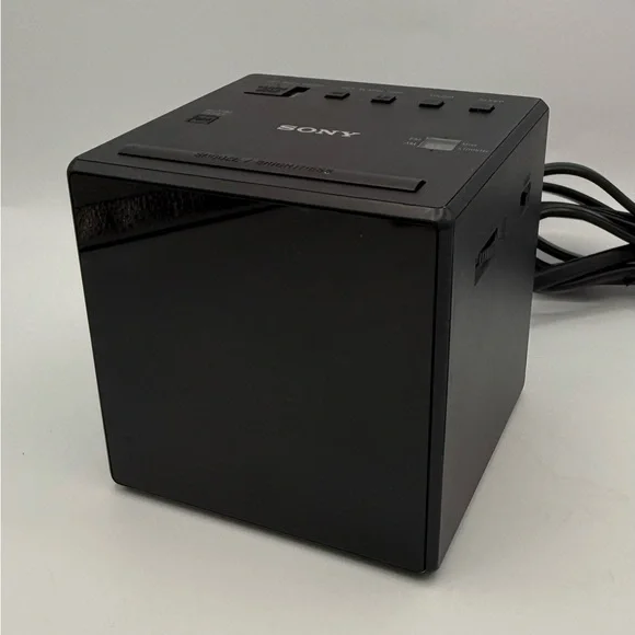 Sony‎ ICF-C1 Square Cube Alarm Clock Radio in Black Tested & Works