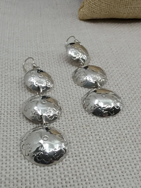 Vintage Sterling Silver Graduated Dome Disc Drop Earrings Handmade Artisan 1990s