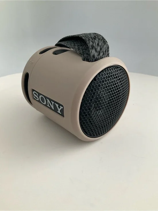 Sony Black Portable Bluetooth Speaker w/ Taupe Silicone Cover Case and cable