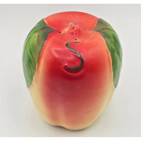 Vintage Hull Pottery Blushing Apple Salt Shaker  ‎ 3 1/2