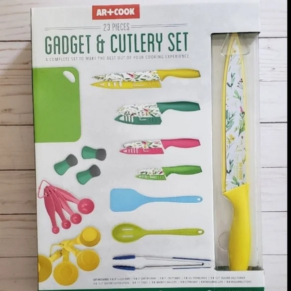 NWT Art & Cook 23-Pc. Gadget & Cutlery Set New in Box