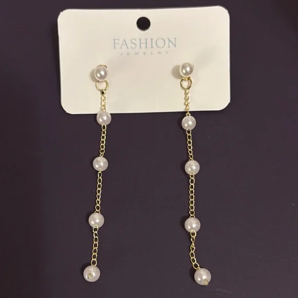 Elegant Gold and Pearl Drop Earrings