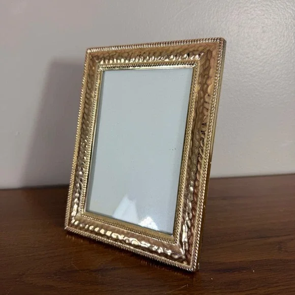 Lacquer Silver Plated Hammered Picture Frame 4x6 Tabletop Wall Hanging Frame