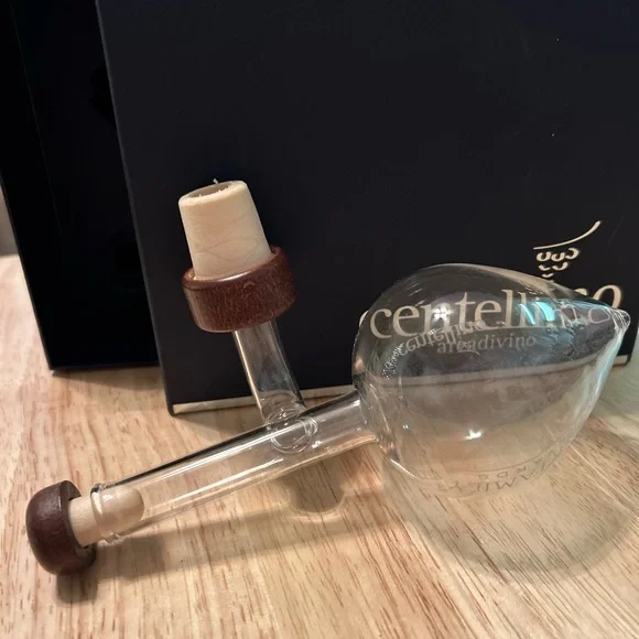 Centellinio wine decanter 150ml.
