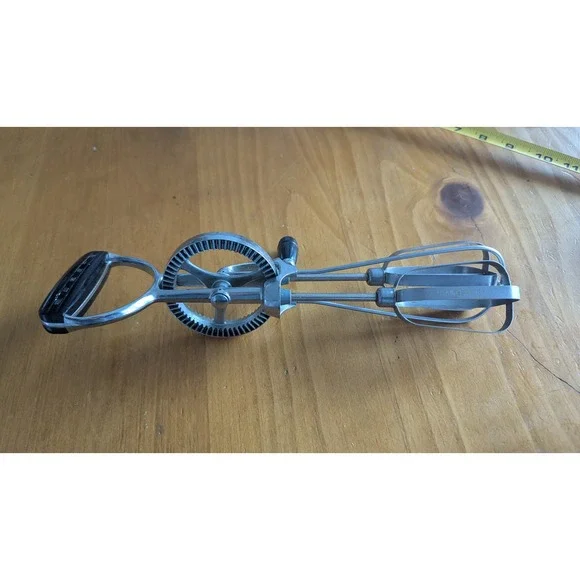 Vintage Ekco Best Hand Crank Egg Beater Stainless Steel Manual Mixer Made in USA