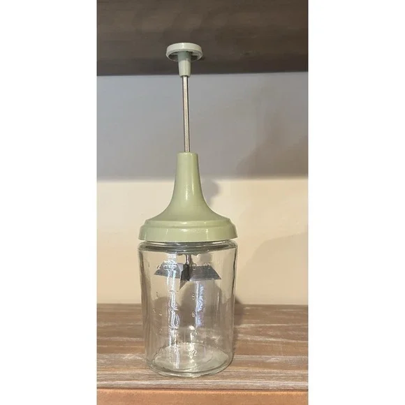 ACME Press & Chop Glass USA Avocado Green Food Nut Chopper 12 oz Vintage Retro