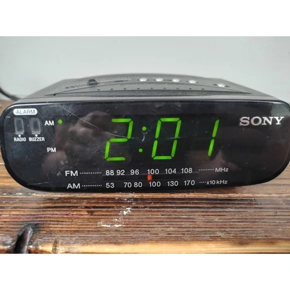 SONY ICF-C212 Dream Machine AM/FM LED Alarm Clock Radio Snooze Battery Backup