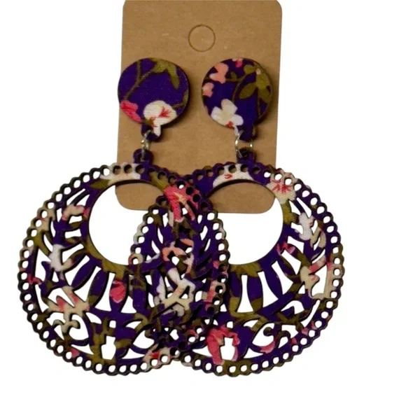UNBRANDED Bohemian RETRO Purple Floral Print WOODEN Stud Drop Dangle EARRINGS