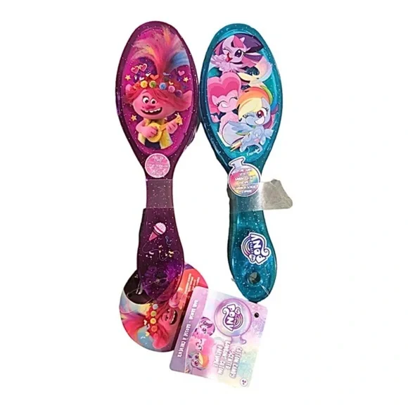 2pack “my little pony”‎ cotton candy and “trolls” strawberry scented hair brush