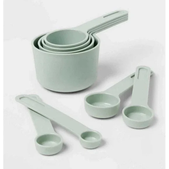 Room Essentials 8pc Measuring Cups & Spoons Set - Mint Green, Plastic, Nesting