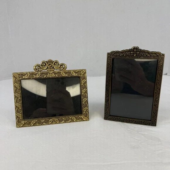 Philip Whitney LTD Vintage Gold Ornate Metal Picture Frames Set of 2
