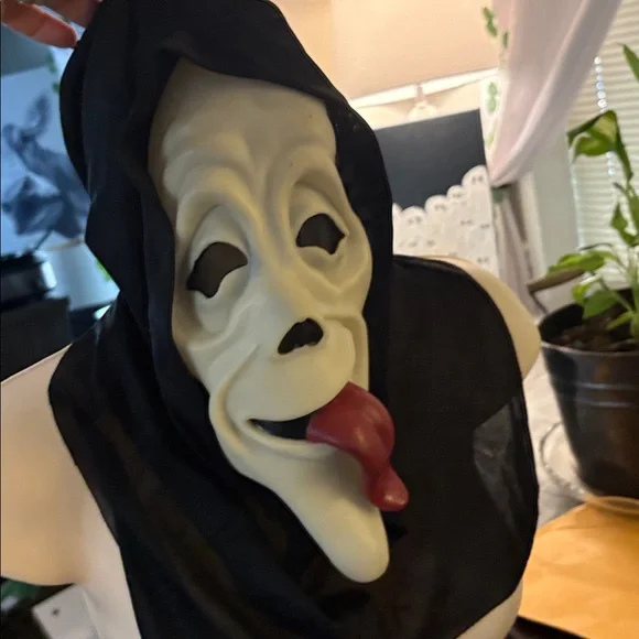 Vintage 90s Easter unlimited scream parody wassup mask