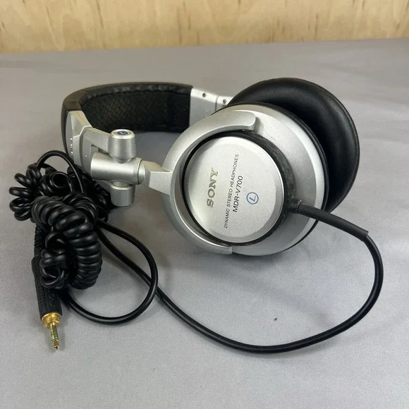 Sony MDR-V700 DJ Dynamic Stereo Headphones Over-Ear Tested Working Japan