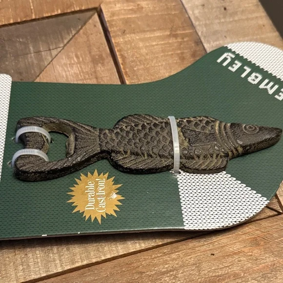 Wembley Rustic Durable Cast Iron Fish-Shaped Bottle Opener NWT