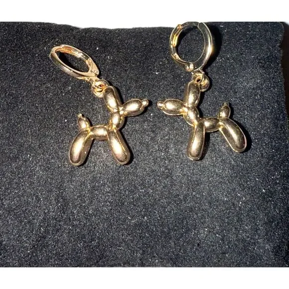 NWT Cute Goldtone Balloon Dog Dangle Leverback Earrings