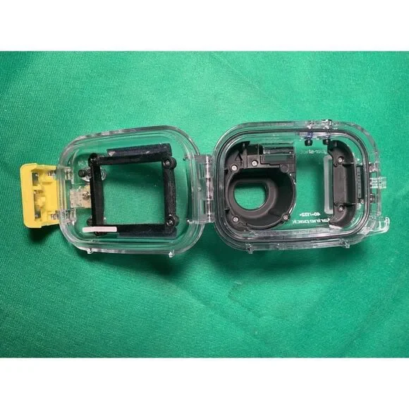 Sony Cyber Shot Marine Pack 40m 132ft Underwater Camera Case water proof sea EUC