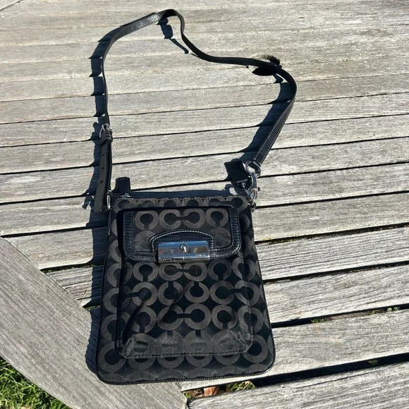 Coach shoulder‎ crossbody y2k handbag in black