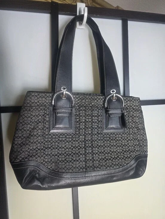 AUTHENTIC COACH LARGE TOTE BAG/ 16 X 10