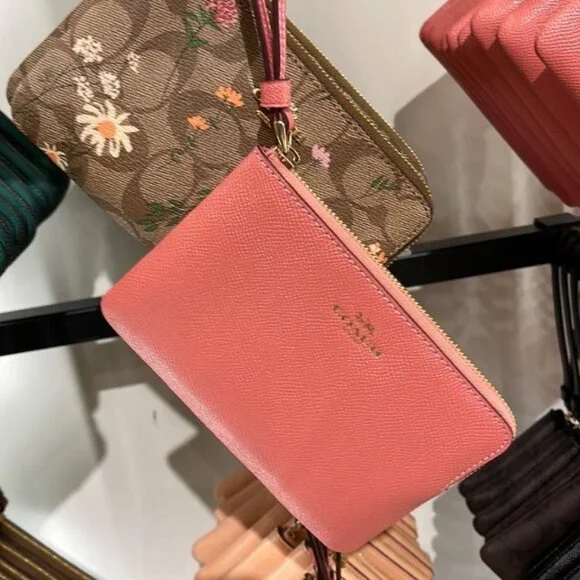 Coach Corner Zip Wristlet Gold / Pink Leather NWT