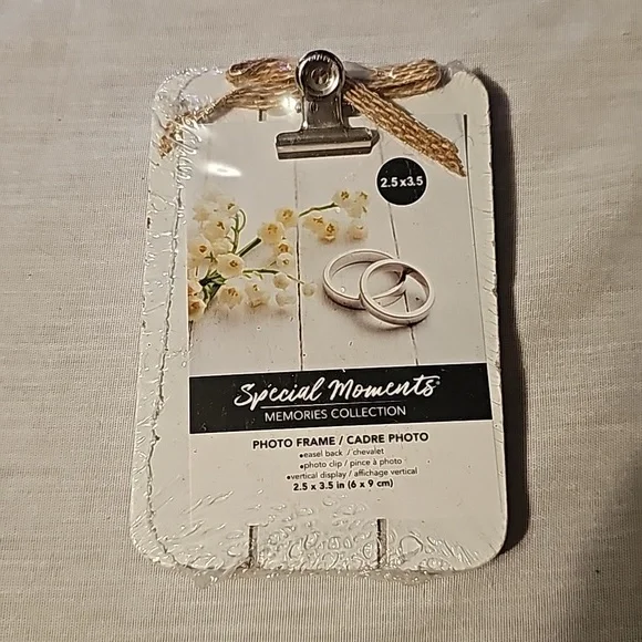 Miniature photo frame