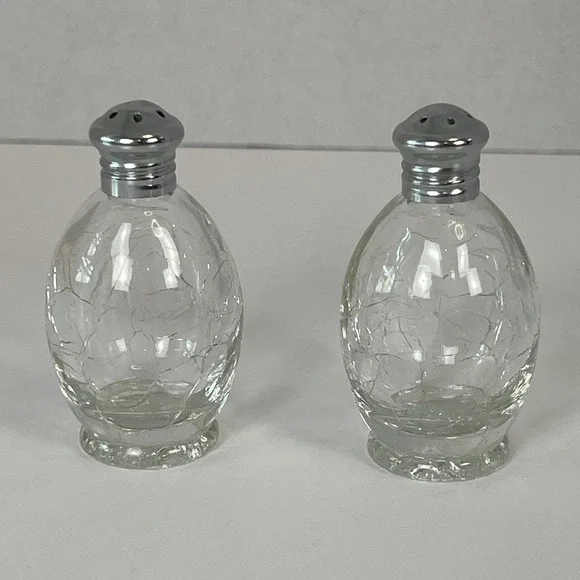Vintage Clear crackle glass salt pepper shakers Silver‎ tone tops set 2