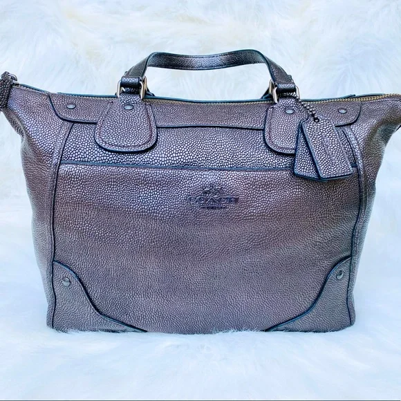 Coach ✨ Mickie Caviar Grain Leather Satchel