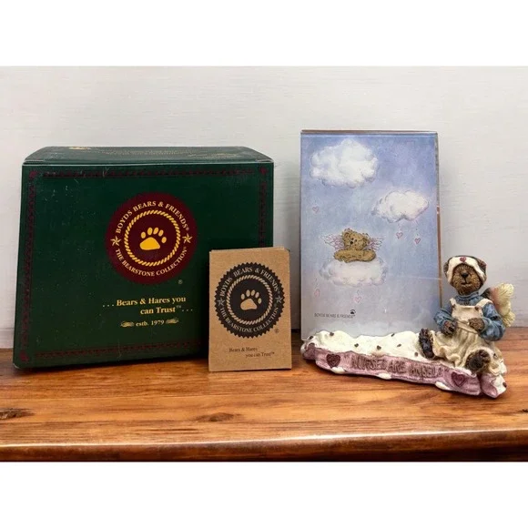 Boyd's Bear Rosemary Bearhugs...T.L.C. Nurse Figurine w/ Picture Frame #27359
