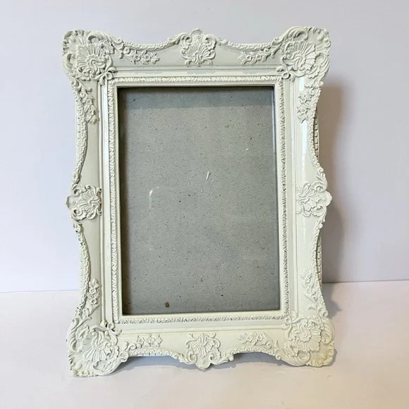 2008 Sicura Italian Designs Picture Frame‎ Brocade White Lacquer Coquette Girly