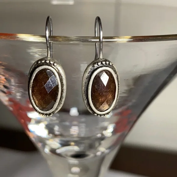 Dainty unusual faceted stone earrings antiqued silvertone