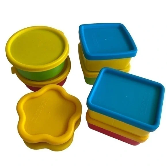 Mini containers set of 8