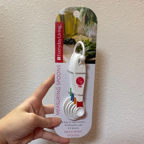 White Measuring Spoons Set