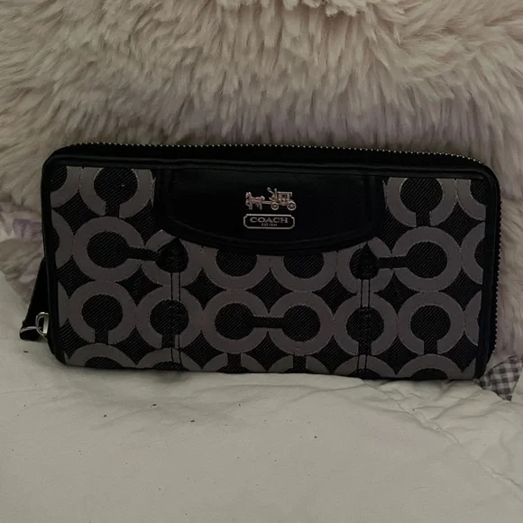 Coach Signature Black and Gray Zip Wallet StageCoach