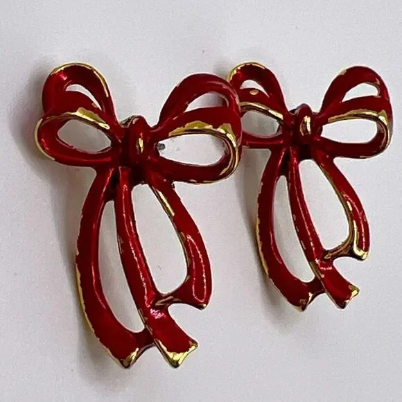 *3/$20* Gold tone and red bow earrings