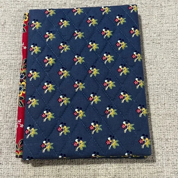 Vera Bradley Quilted Photo Frame‎ 4 x 6 Pictures Navy Floral Design NWOT