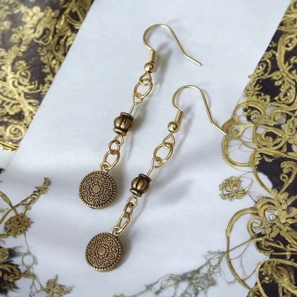 5 For $25💫Alternative Long Gold Medallion Dangles Earrings