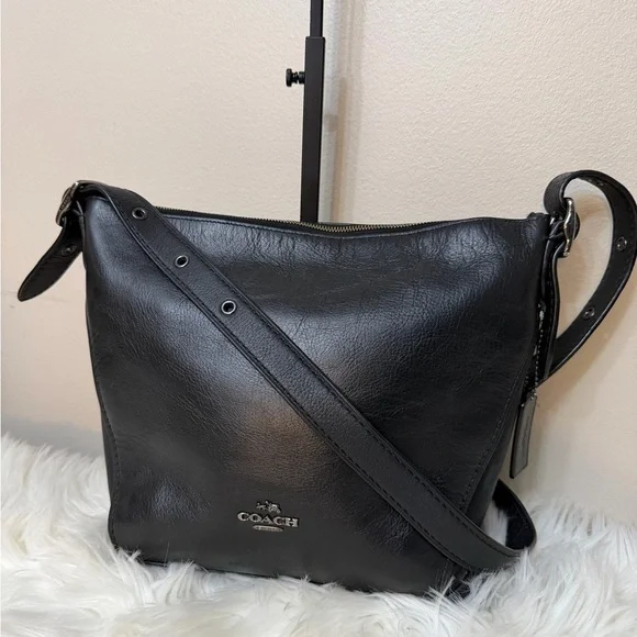 VINTAGE COACH#21377 Black Leather Small Dufflette Crossbody Bag