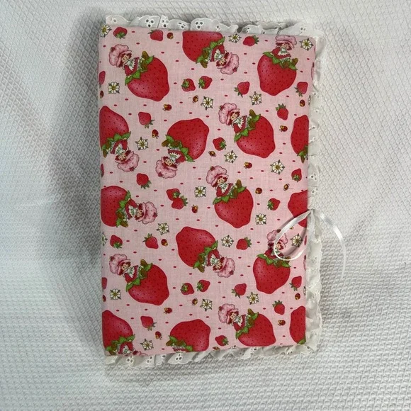 Handmade Strawberry Shortcake Fabric Photo Album 3-Ring Binder Eyelet Lace Pink