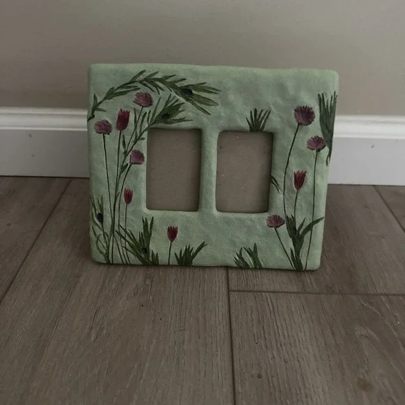 1997‎ Ceramic Photo Frame Embossed Flowers 2 Openings 2