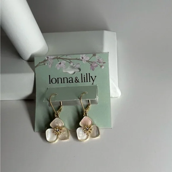 Lonna & Lilly Gold and Cream Floral Earrings