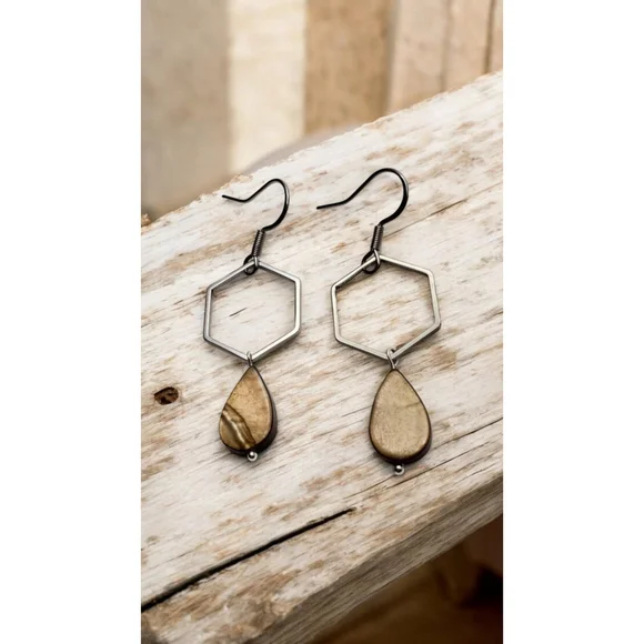 Modern Hexagon Earrings Brown Teardrop Shell Anti-Tarnish Stainless Steel Hooks