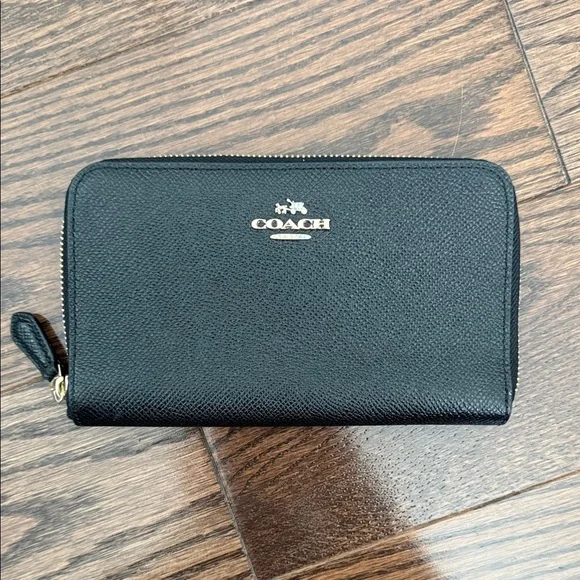 Coach continental zip around wallet