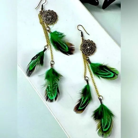 Romance Me Feather Earrings