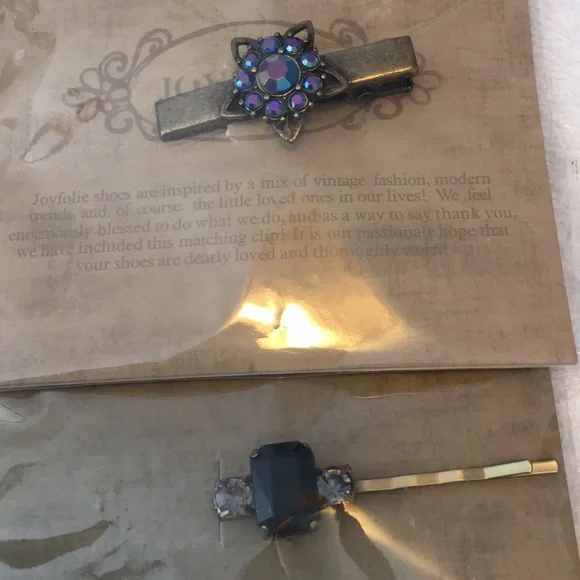 2 Joyfolie hair clips barrettes