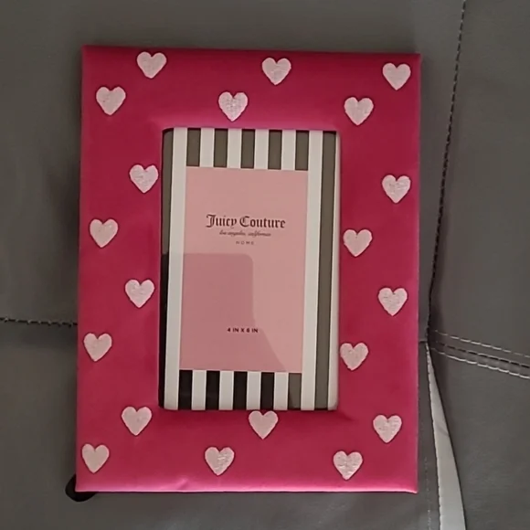 NEW Juicy Couture Pink Heart Frame
