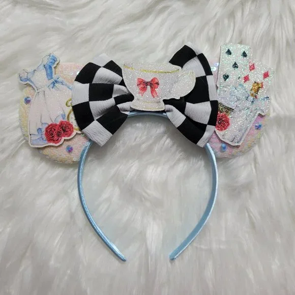 Alice in Wonderland Minnie Mouse Ears