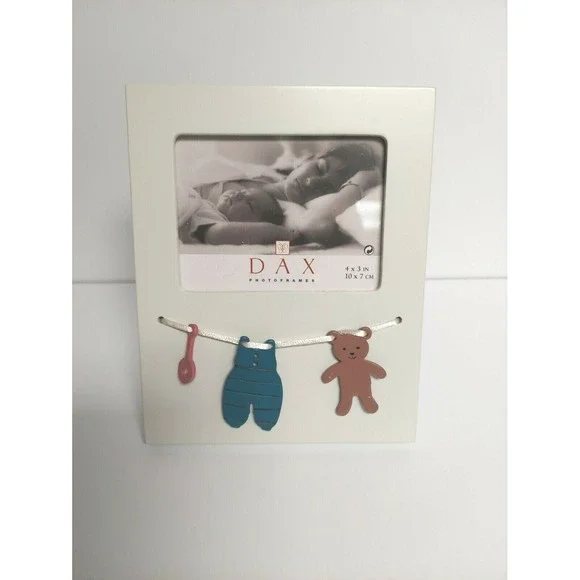 New in Box Dax Nursery Picture Photo Frame Infant Child‎  Picture Frame 4''x3''