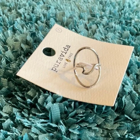 Puravida 🐚 silver large wave ring