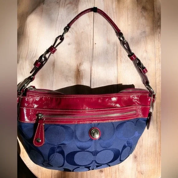 COACH LAURA signature patent top Pink and Blue Women's SHOULDERBAG tote
